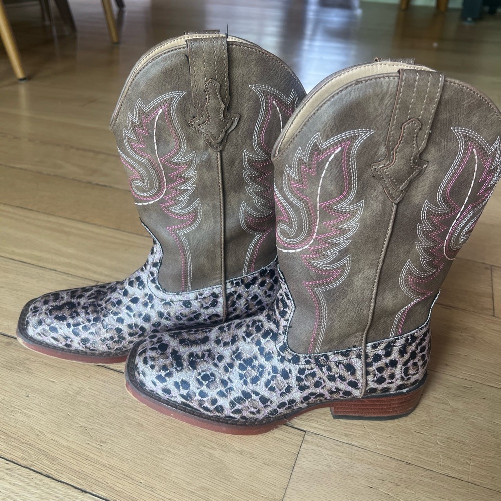 Kids Leopard Print with glitter Western Roper Cowboy Boots size 2